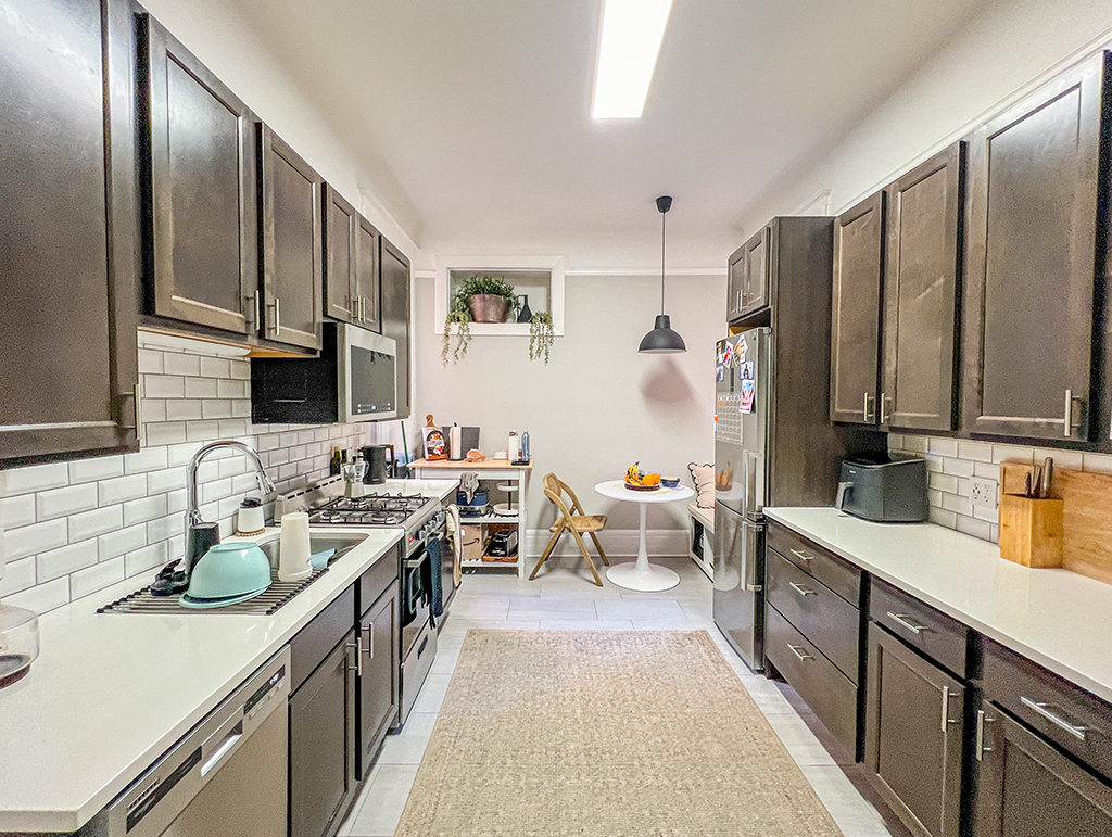 10 W Chestnut Street