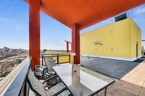 Tiny photo for 1122 W Catalpa Avenue #808, Chicago, IL 60640 (MLS # 12531302)