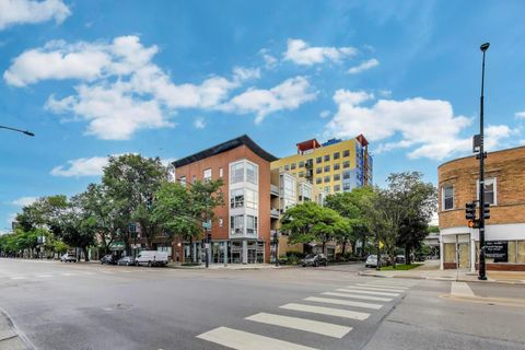 Tiny photo for 1122 W Catalpa Avenue #808, Chicago, IL 60640 (MLS # 12531302)