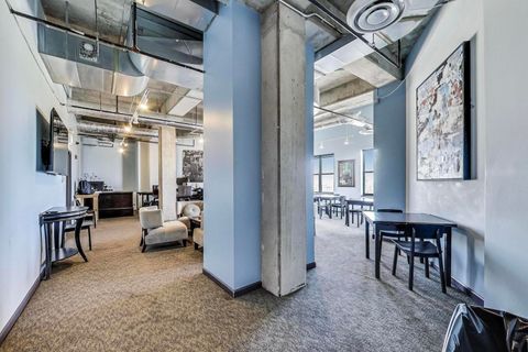 Tiny photo for 1122 W Catalpa Avenue #808, Chicago, IL 60640 (MLS # 12531302)