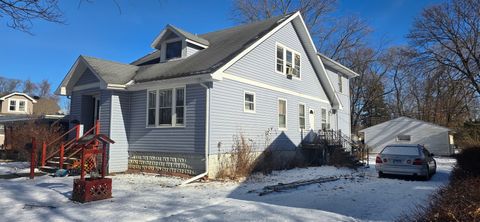 Tiny photo for 27 N Adams Street, Westmont, IL 60559 (MLS # 12557785)