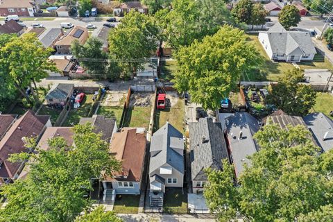 Tiny photo for 7130 S Seeley Avenue, Chicago, IL 60636 (MLS # 12489935)