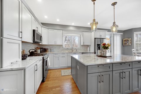 Tiny photo for Gurnee, IL 60031 (MLS # 12583851)