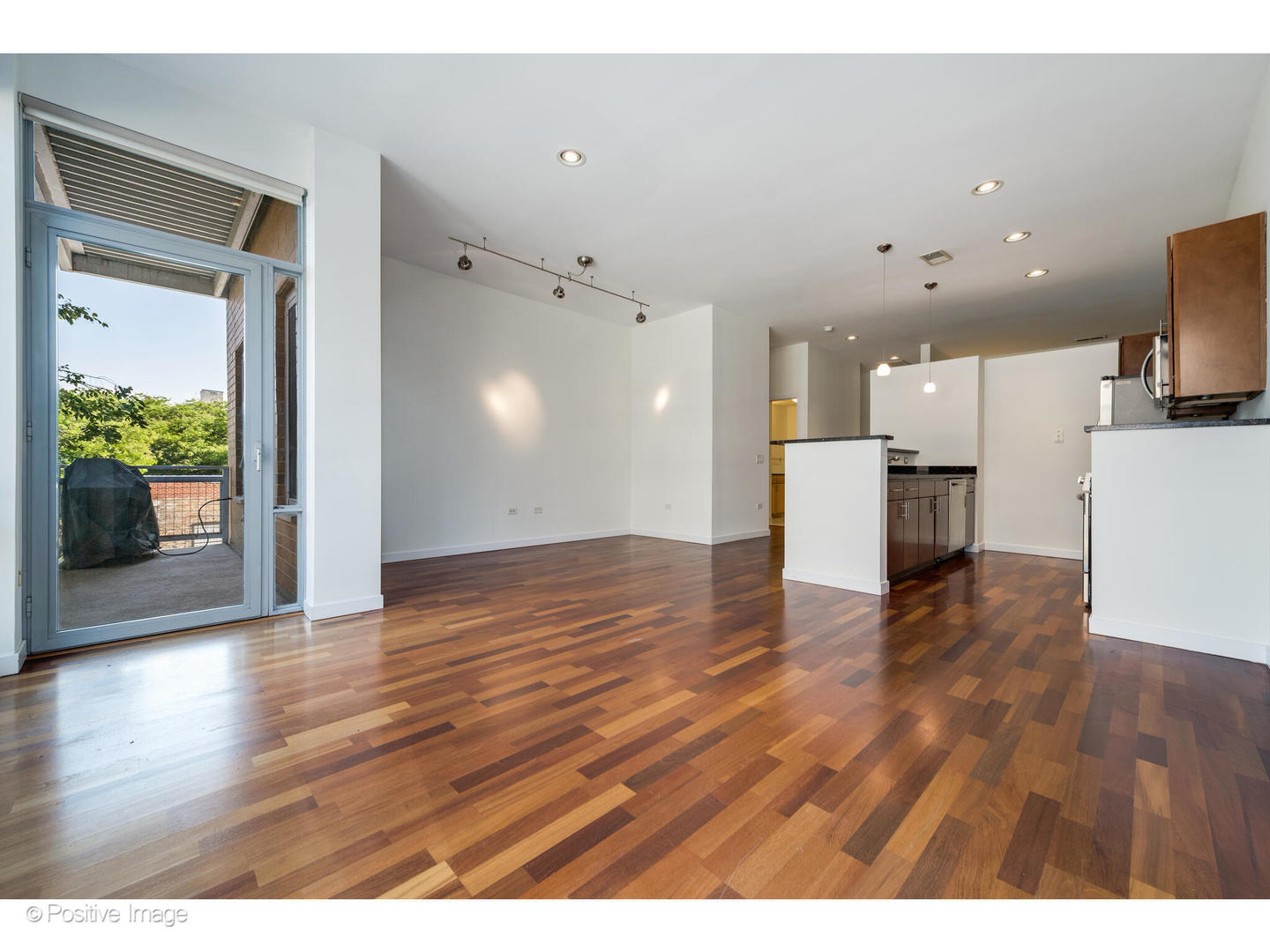 3920 N Sheridan Road 309