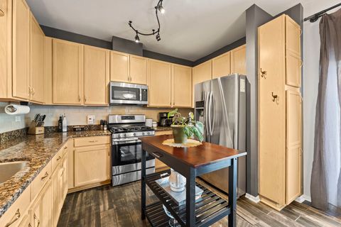 Tiny photo for 974 Mayfair Court, Elk Grove Village, IL 60007 (MLS # 12553795)