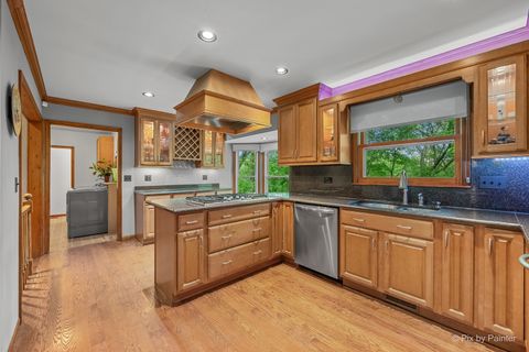 Tiny photo for 655 Oakview Drive, Algonquin, IL 60102 (MLS # 12598726)