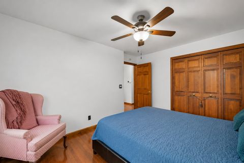 Tiny photo for 655 Oakview Drive, Algonquin, IL 60102 (MLS # 12598726)