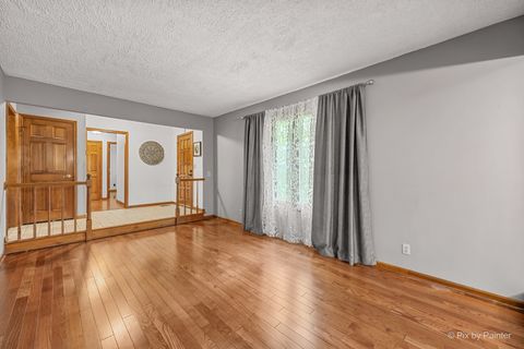 Tiny photo for 655 Oakview Drive, Algonquin, IL 60102 (MLS # 12598726)