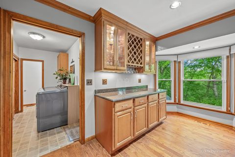 Tiny photo for 655 Oakview Drive, Algonquin, IL 60102 (MLS # 12598726)