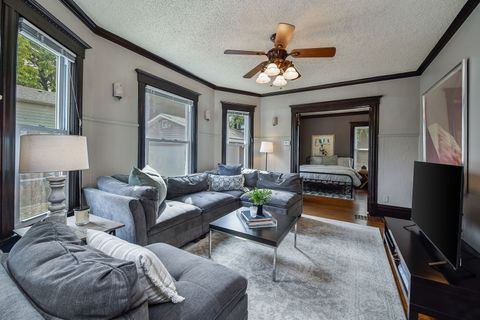 Tiny photo for 113 S 4th Street, St. Charles, IL 60174 (MLS # 12480380)