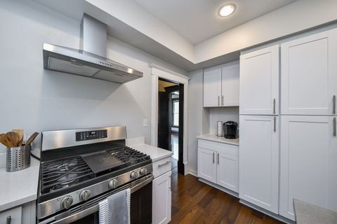 Tiny photo for 113 S 4th Street, St. Charles, IL 60174 (MLS # 12480380)