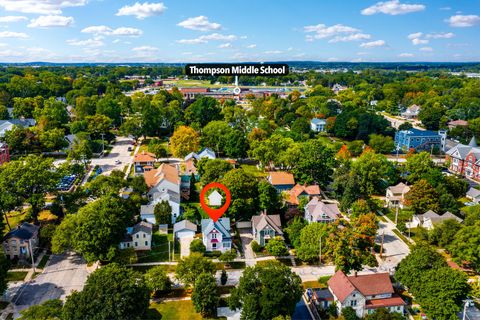 Tiny photo for 113 S 4th Street, St. Charles, IL 60174 (MLS # 12480380)
