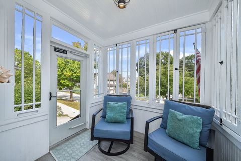 Tiny photo for 113 S 4th Street, St. Charles, IL 60174 (MLS # 12480380)