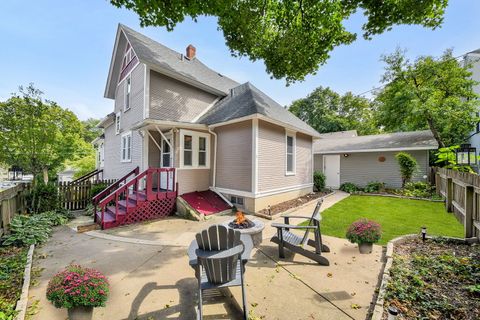 Tiny photo for 113 S 4th Street, St. Charles, IL 60174 (MLS # 12480380)