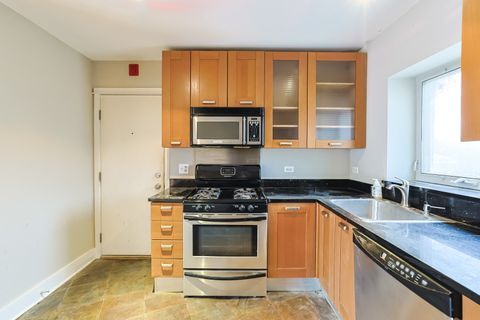Tiny photo for 149 Callan Avenue #3E, Evanston, IL 60202 (MLS # 12596046)