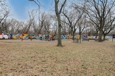 Tiny photo for 149 Callan Avenue #3E, Evanston, IL 60202 (MLS # 12596046)