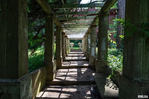 Tiny photo for 5418 CHAPEL HILL Road, Davenport, IA 52802 (MLS # 12557897)