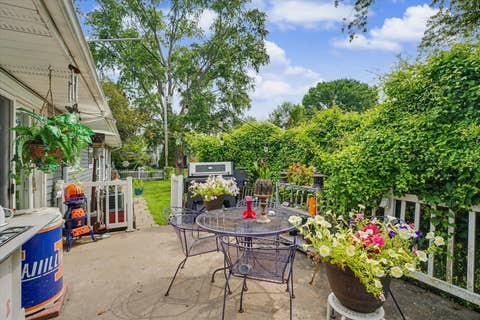 Tiny photo for 1304 Adams Street, Urbana, IL 61802 (MLS # 12693266)