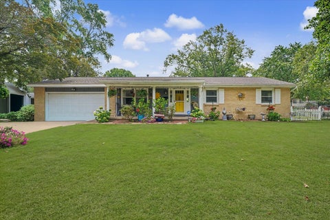Tiny photo for 1304 Adams Street, Urbana, IL 61802 (MLS # 12693266)