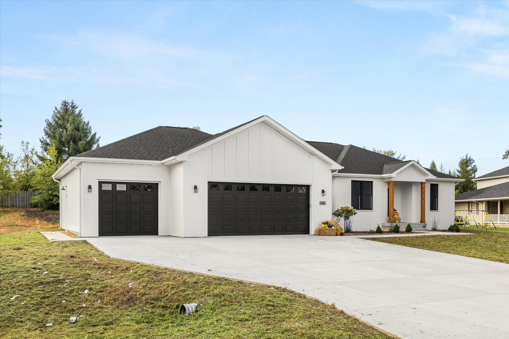 2401 Indian Grass Road