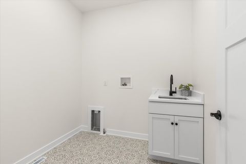 Tiny photo for 2401 Indian Grass Road, Morris, IL 60450 (MLS # 12482293)