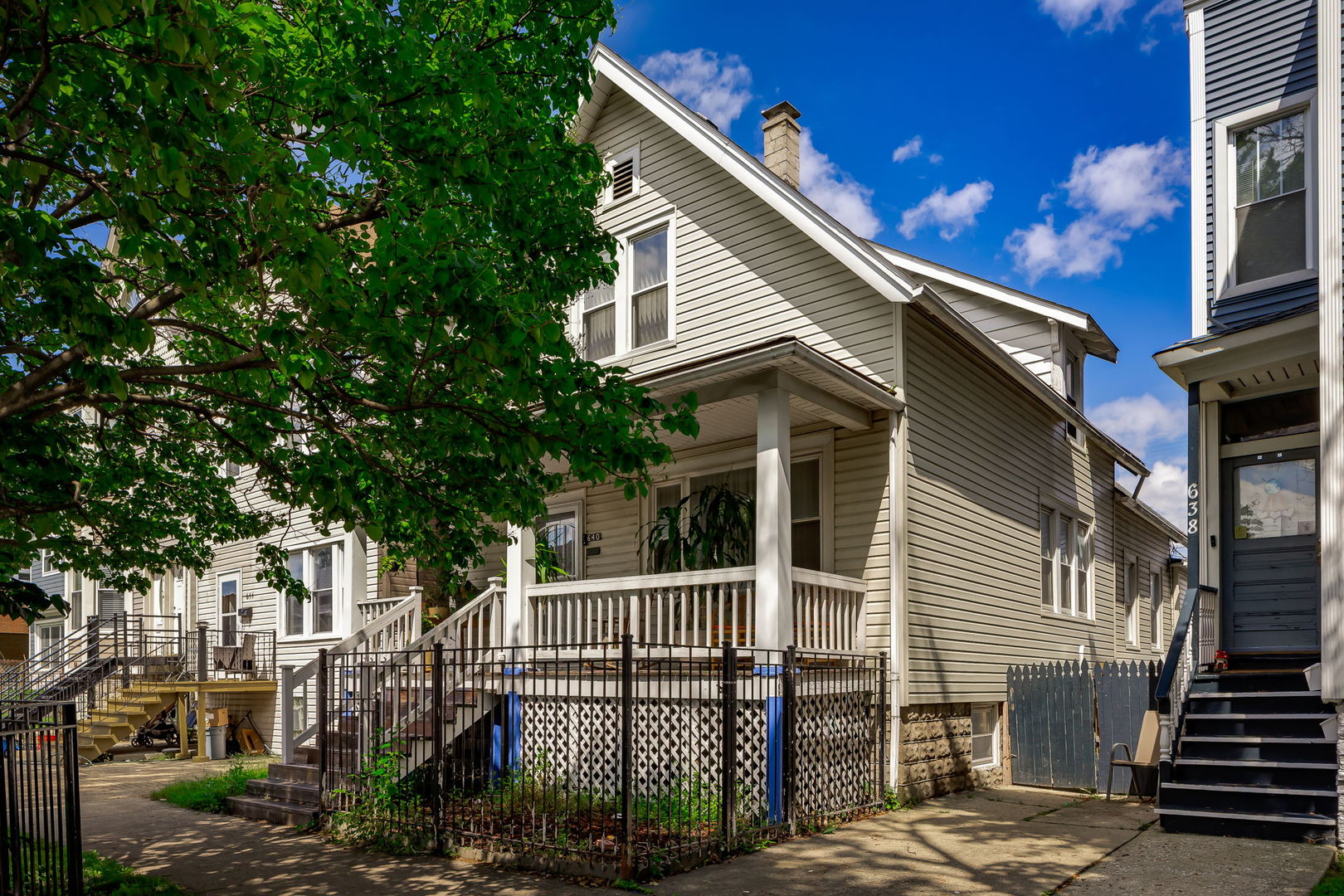 640 W 44th Street