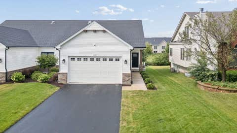 Tiny photo for 513 Sudbury Circle, Oswego, IL 60543 (MLS # 12715222)