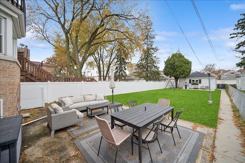 Tiny photo for 821 Lathrop Avenue, Forest Park, IL 60130 (MLS # 12521471)