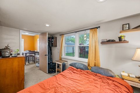 Tiny photo for 3433 FILLMORE Street, Davenport, IA 52806 (MLS # 12630970)