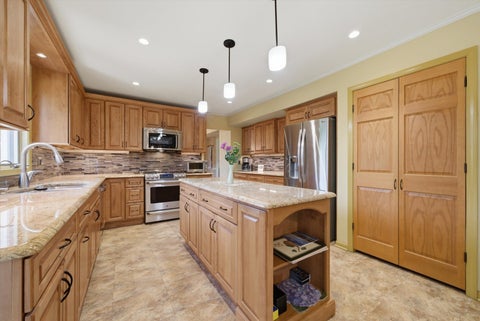 Tiny photo for 313 Bell Drive, Cary, IL 60013 (MLS # 12725186)