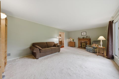 Tiny photo for 313 Bell Drive, Cary, IL 60013 (MLS # 12725186)