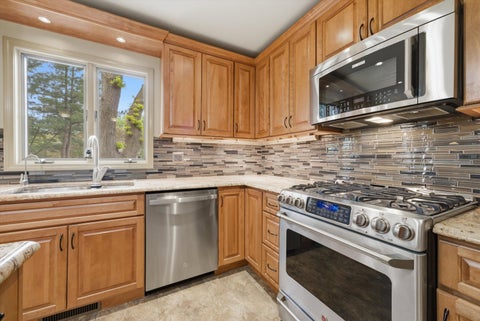Tiny photo for 313 Bell Drive, Cary, IL 60013 (MLS # 12725186)