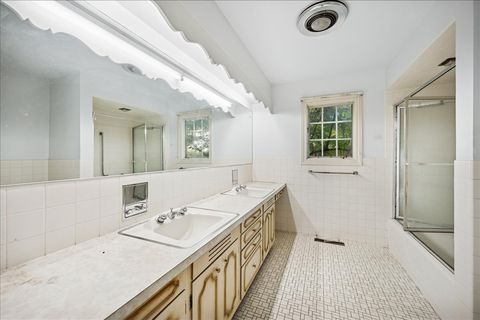 Tiny photo for 1080 Hillcrest Road, Glencoe, IL 60022 (MLS # 12517534)