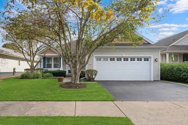 13017 SUMMERVIEW DR, HUNTLEY, IL 60142 - Image 072d600f3a30af8bd1a1fc447ddfc5e2/2818185268