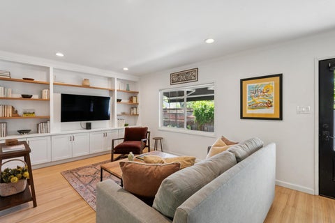 Tiny photo for 605 Calle Del Monte, Sonoma, CA 95476 (MLS # 12773688)