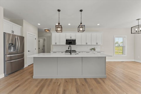 Tiny photo for 1408 Ravenwood Drive, Mahomet, IL 61853 (MLS # 12658346)