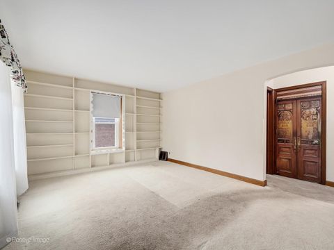 Tiny photo for 9516 Jackson Avenue, Brookfield, IL 60513 (MLS # 12573667)