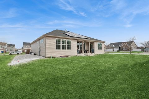 Tiny photo for 807 Back Bay Court, Minooka, IL 60447 (MLS # 12595267)
