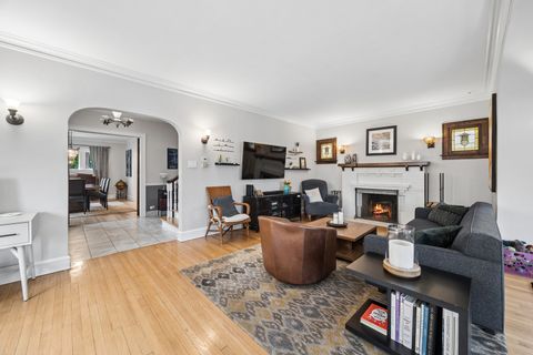 Tiny photo for 943 N Oak Park Avenue, Oak Park, IL 60302 (MLS # 12605543)