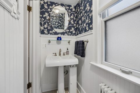 Tiny photo for 943 N Oak Park Avenue, Oak Park, IL 60302 (MLS # 12605543)