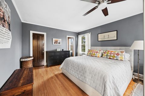 Tiny photo for 943 N Oak Park Avenue, Oak Park, IL 60302 (MLS # 12605543)