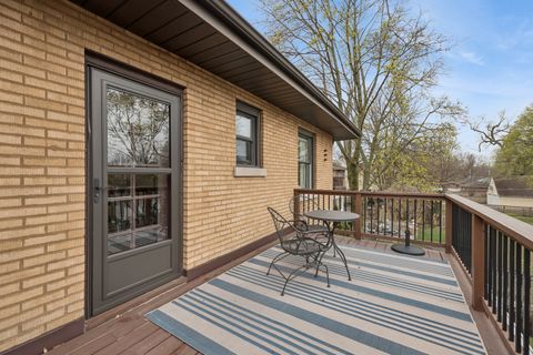 Tiny photo for 943 N Oak Park Avenue, Oak Park, IL 60302 (MLS # 12605543)