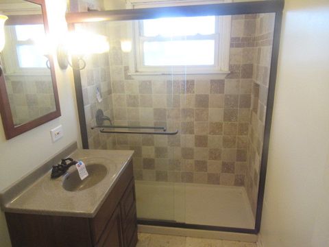 Tiny photo for 1004 Jenkisson Avenue, Lake Bluff, IL 60044 (MLS # 12609222)