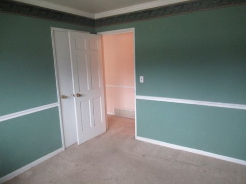 Tiny photo for 1004 Jenkisson Avenue, Lake Bluff, IL 60044 (MLS # 12609222)