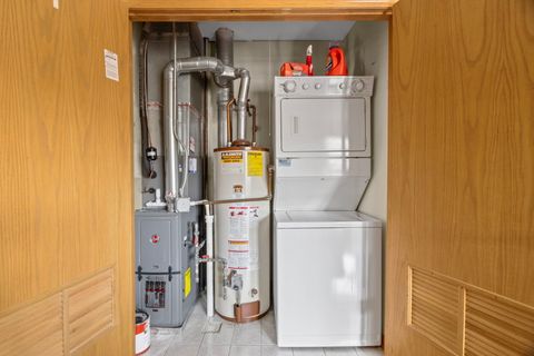 Tiny photo for 10710 Central Avenue #3D, Chicago Ridge, IL 60415 (MLS # 12550008)