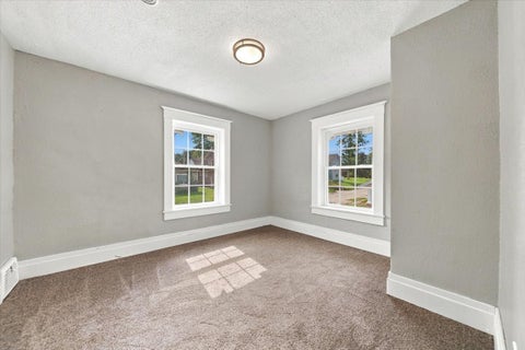Tiny photo for 1302 Caroline Avenue, Clinton, IA 52732 (MLS # 12765196)