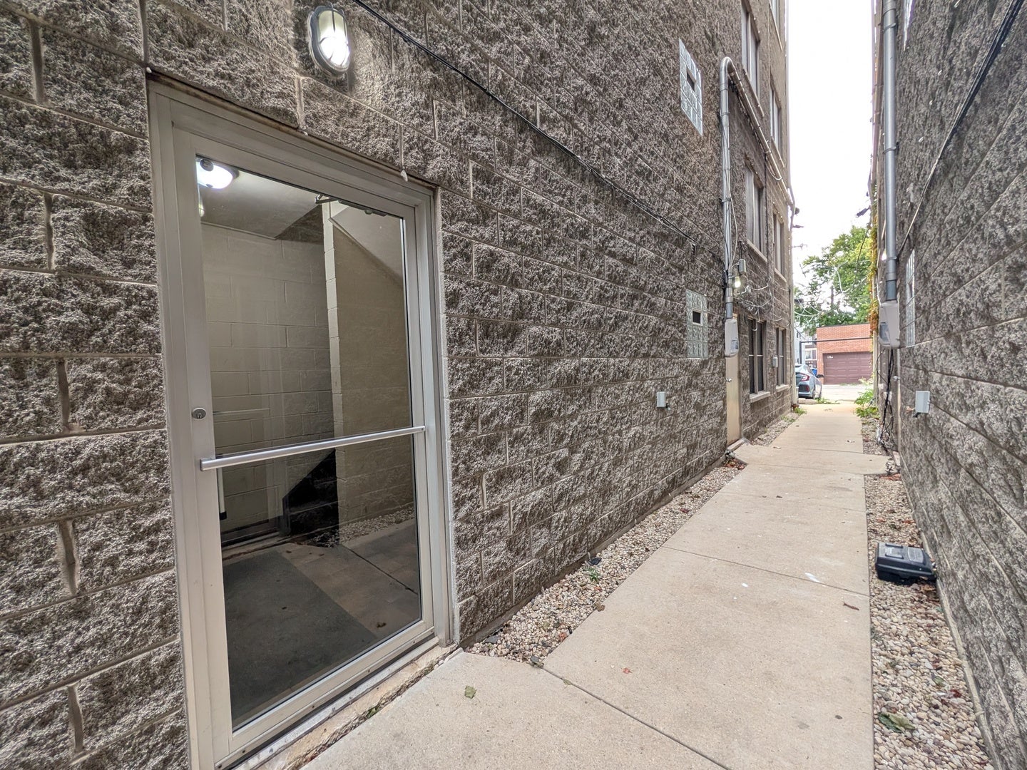 2451 W Harrison Street 3