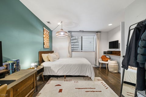 Tiny photo for 2643 N SOUTHPORT Avenue #1F, Chicago, IL 60614 (MLS # 12789614)