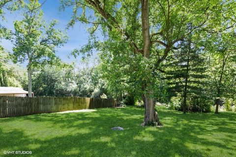 Tiny photo for 6415 N Shore Avenue, Spring Grove, IL 60081 (MLS # 12480398)