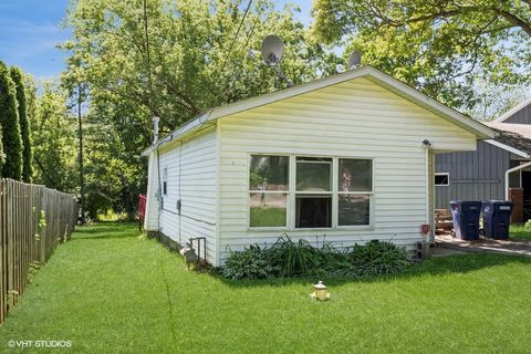Tiny photo for 6415 N Shore Avenue, Spring Grove, IL 60081 (MLS # 12480398)